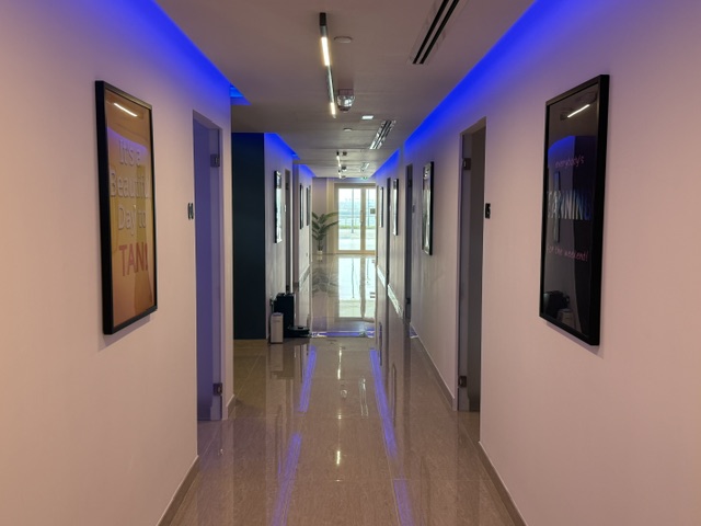 EliteSun Oasis interior